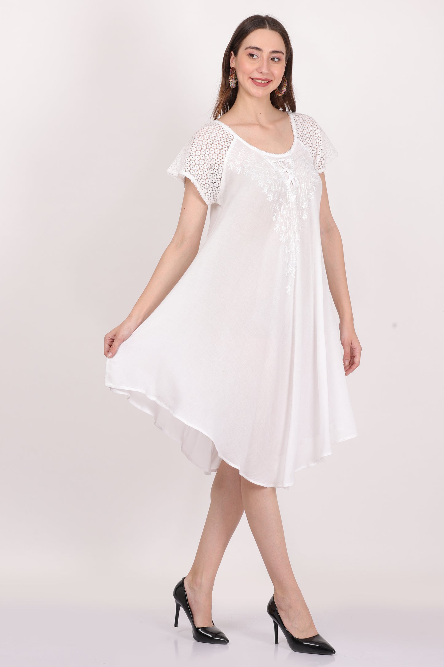 Bata Blanca de Dama Con Mangas
