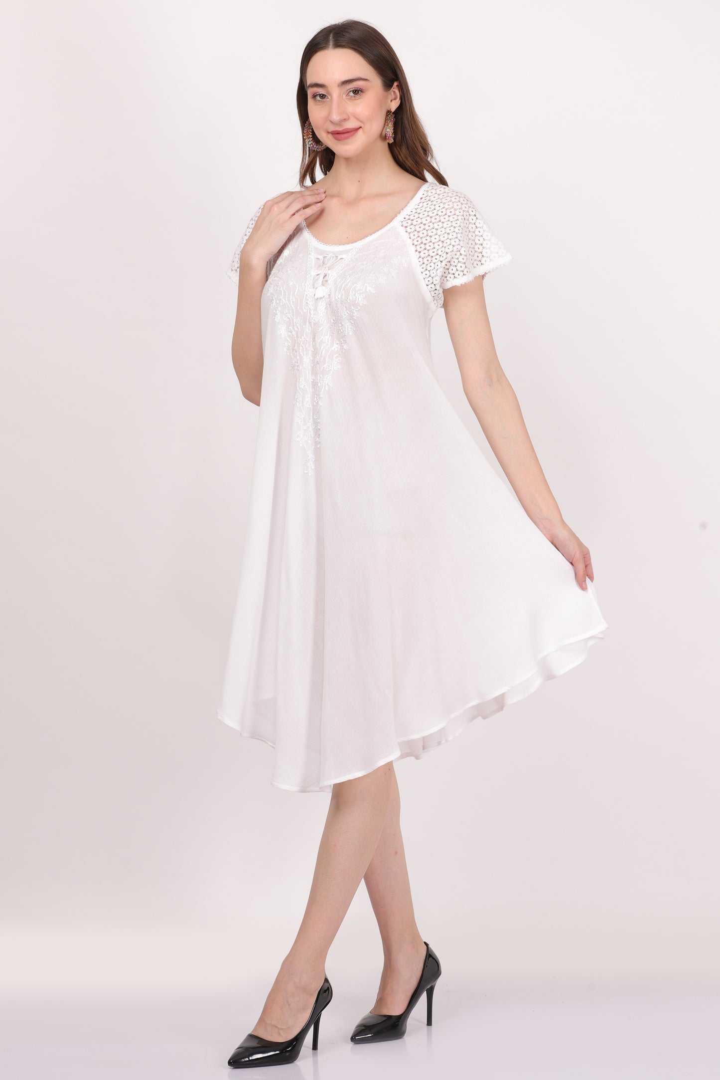 Bata Blanca de Dama Con Mangas