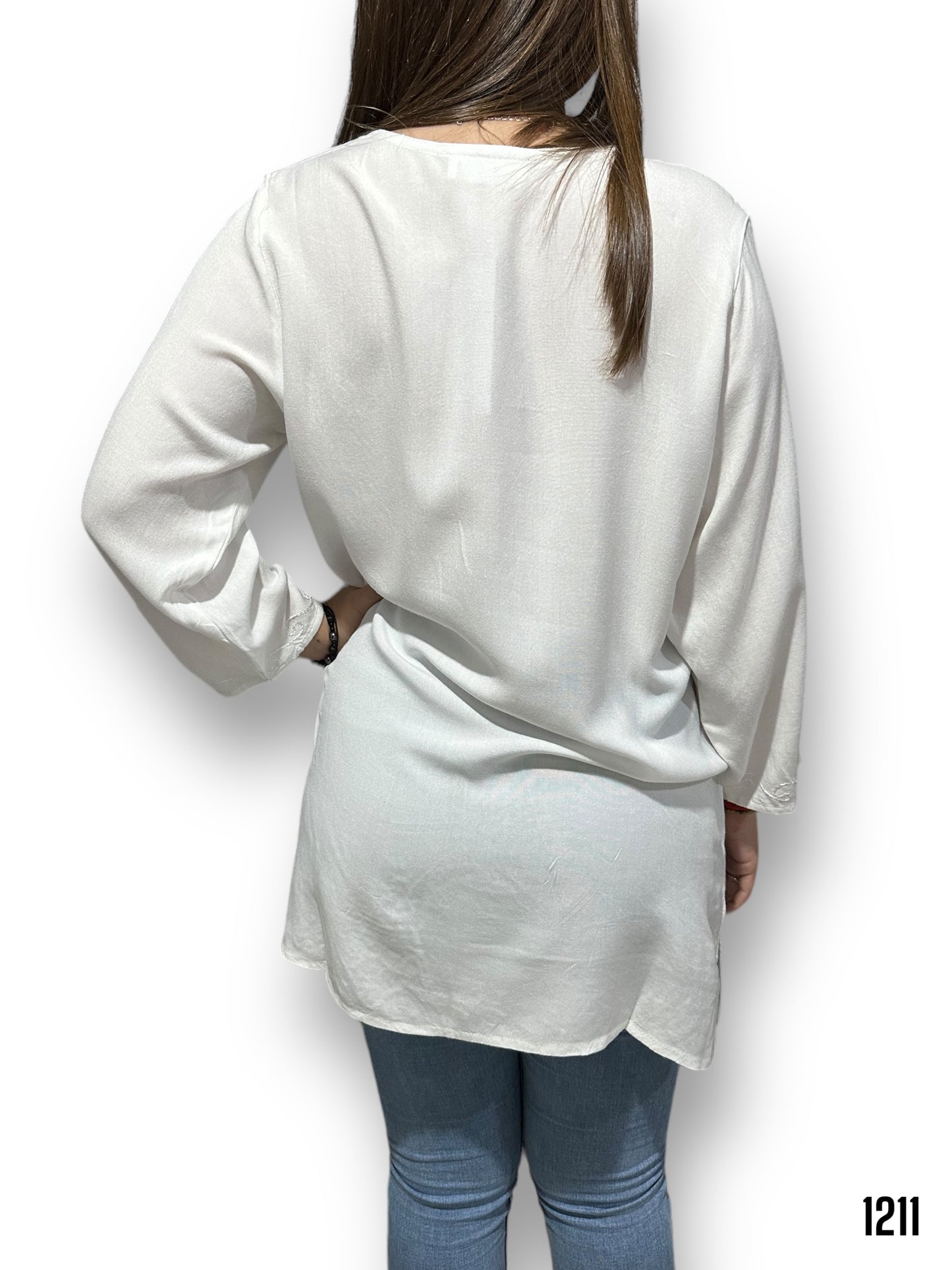Blusa Blanca de Dama Mangas Largas