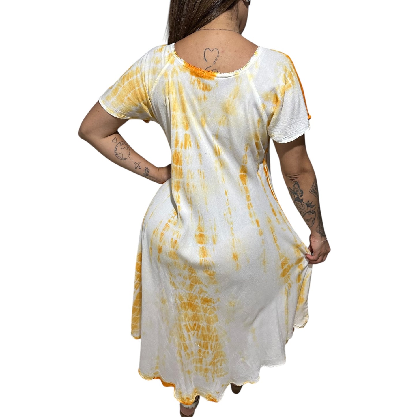 Vestido de dama con mangas amarillo