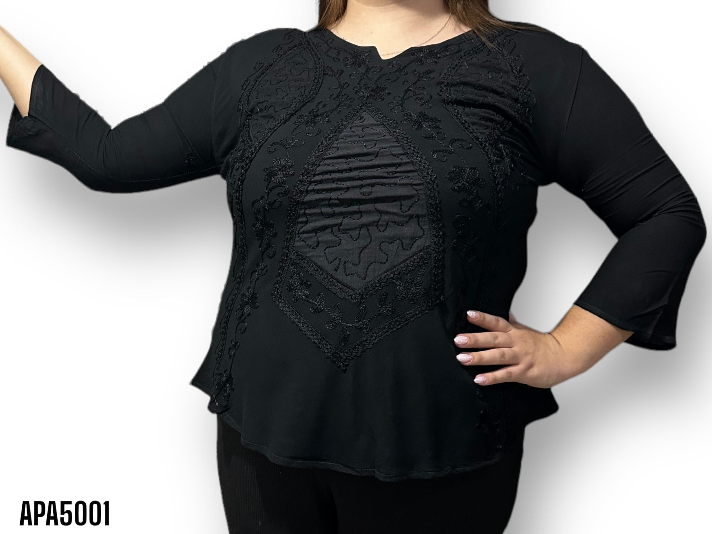 Blusa de Dama Elegante con Intricado Bordado Floral Unitalla (M)
