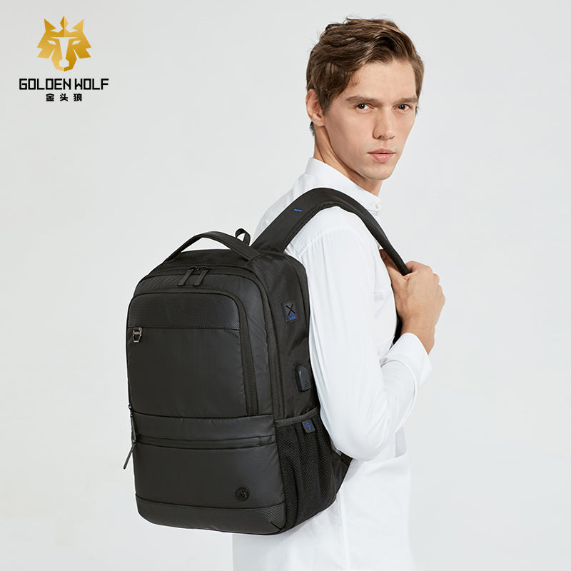 Bulto Mochila de Viaje Morral Golden Wolf Negro 15,6'' Capacidad 30 Litros