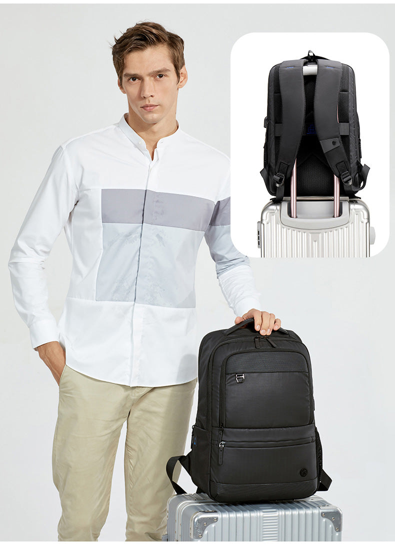 Bulto Mochila de Viaje Morral Golden Wolf Negro 15,6'' Capacidad 30 Litros
