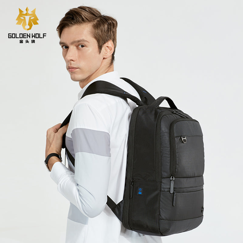 Bulto Mochila de Viaje Morral Golden Wolf Negro 15,6'' Capacidad 30 Litros