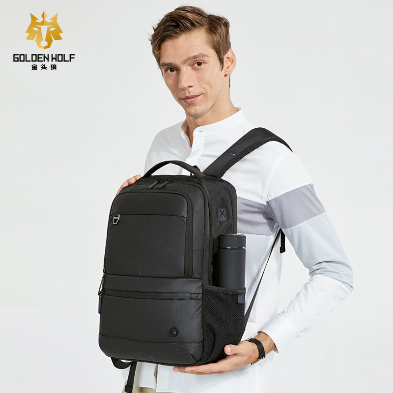 Bulto Mochila de Viaje Morral Golden Wolf Negro 15,6'' Capacidad 30 Litros