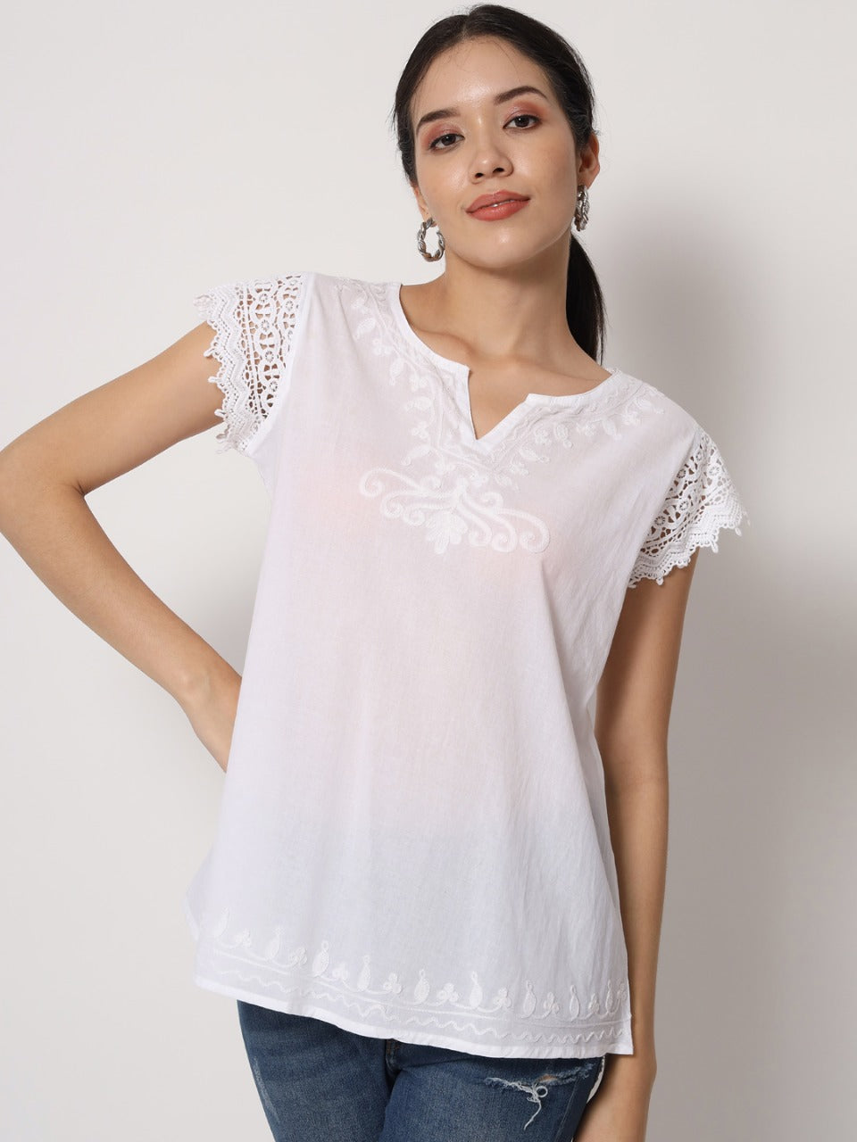 Blusa Blanca Unicolor de Dama Mangas Cortas CT020