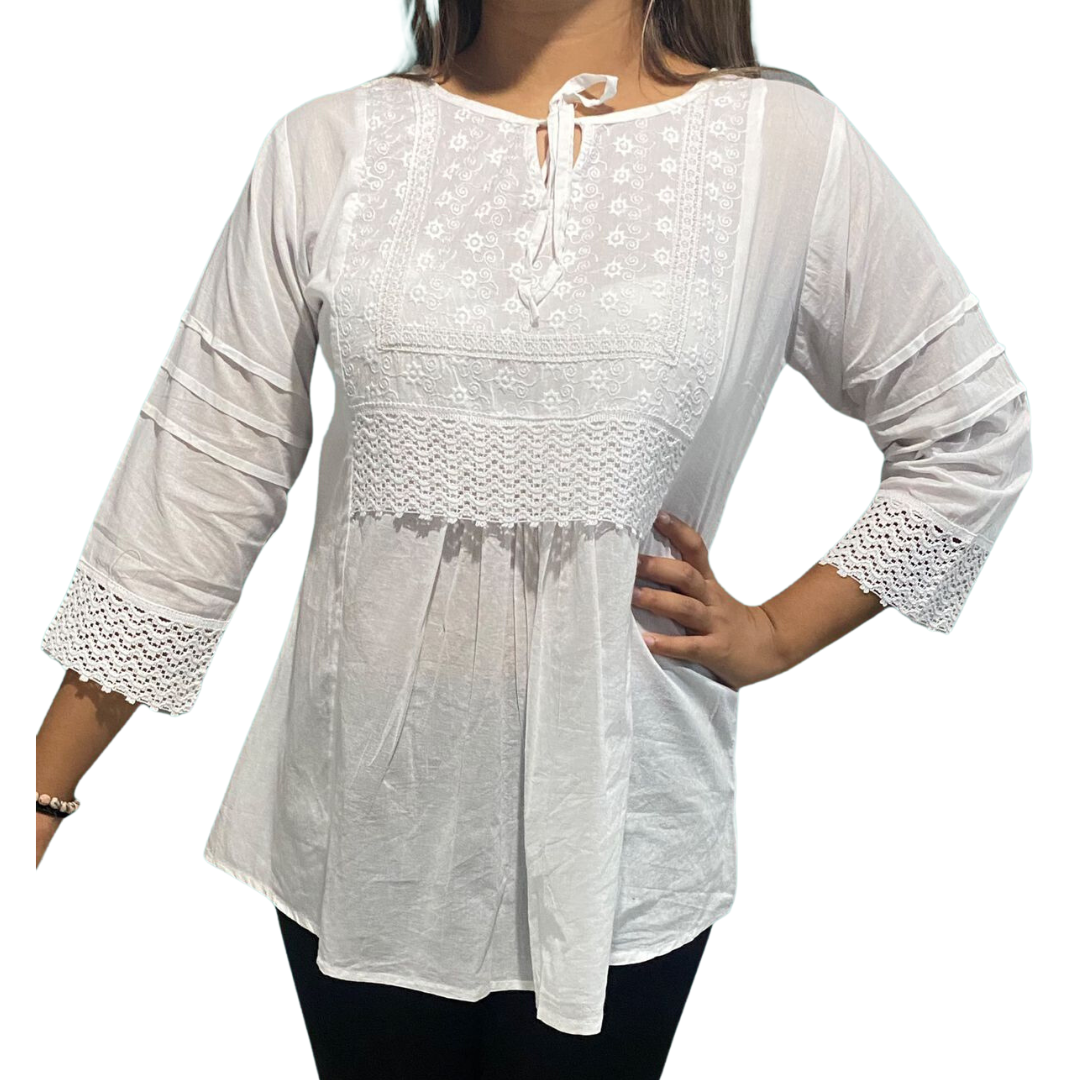 Blusa Blanca de Dama Mangas 3/4. CT305