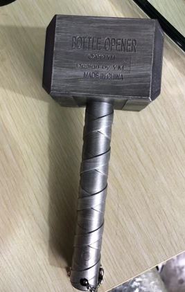 Destapador Thor Plateado Abridor de Botellas