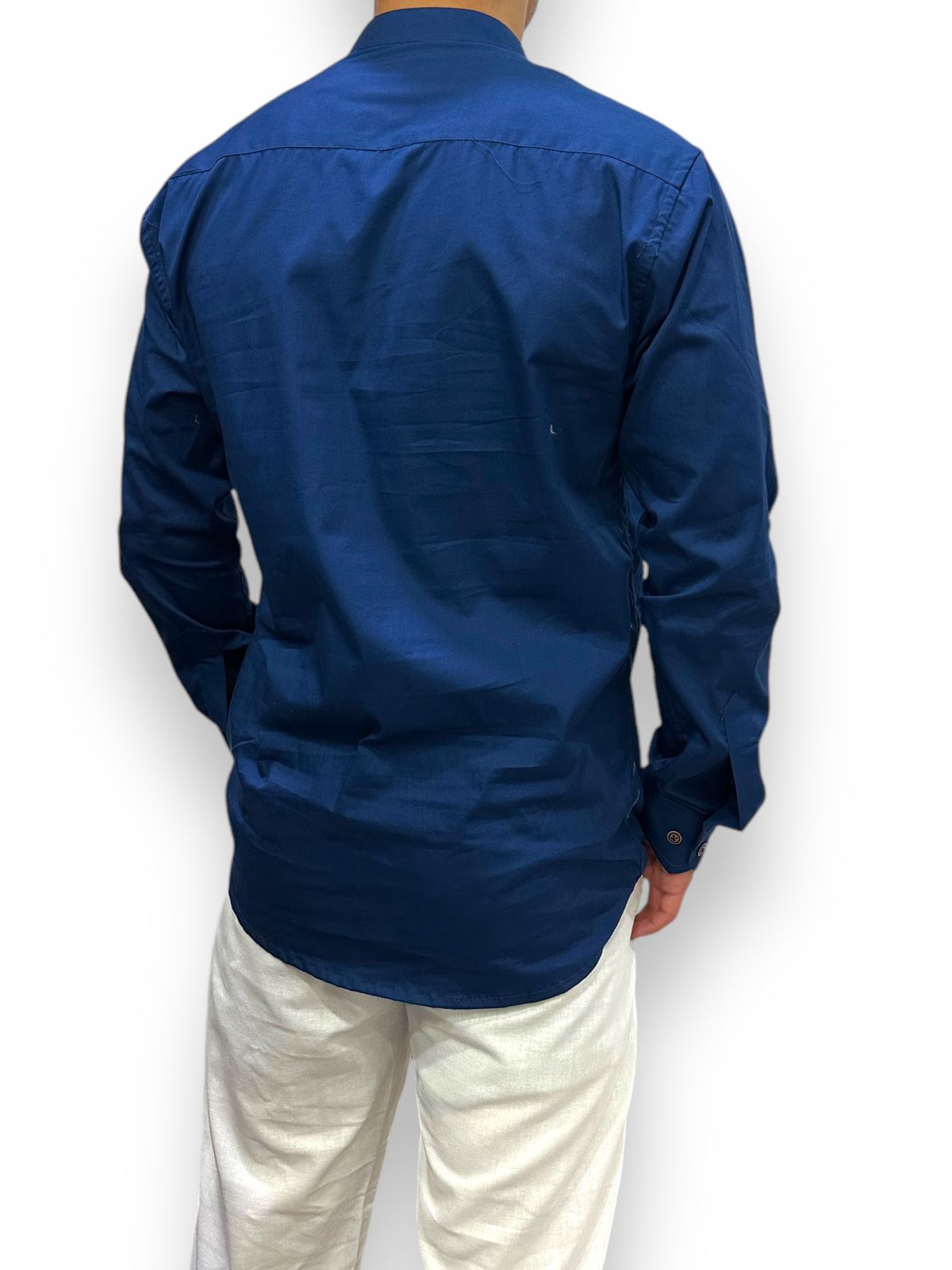 Camisa Azul Marino de Hombre Mangas Largas Cuello Chino
