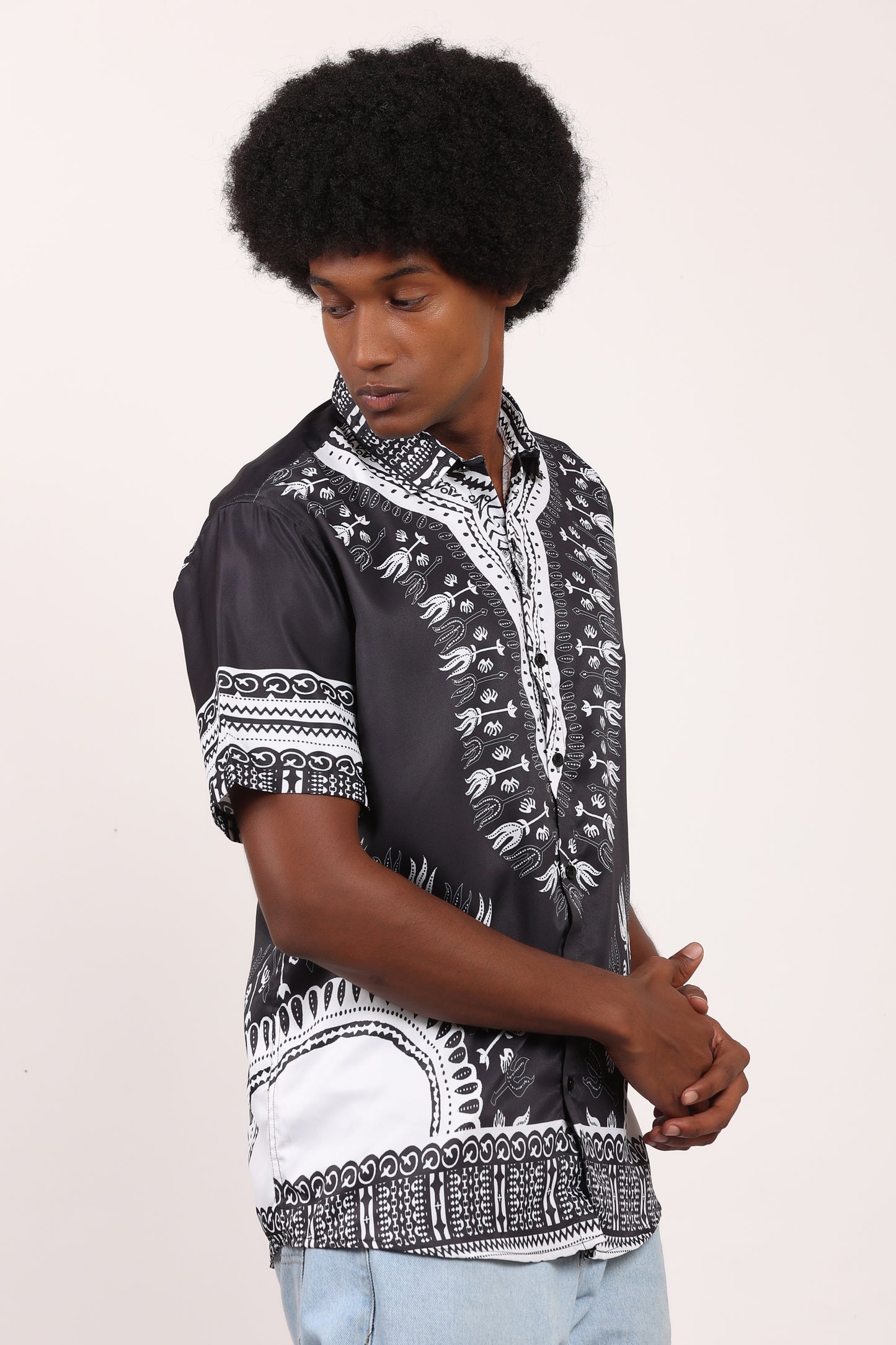 Camisa de Hombre Afrocaribeño Negro de Botones HS402