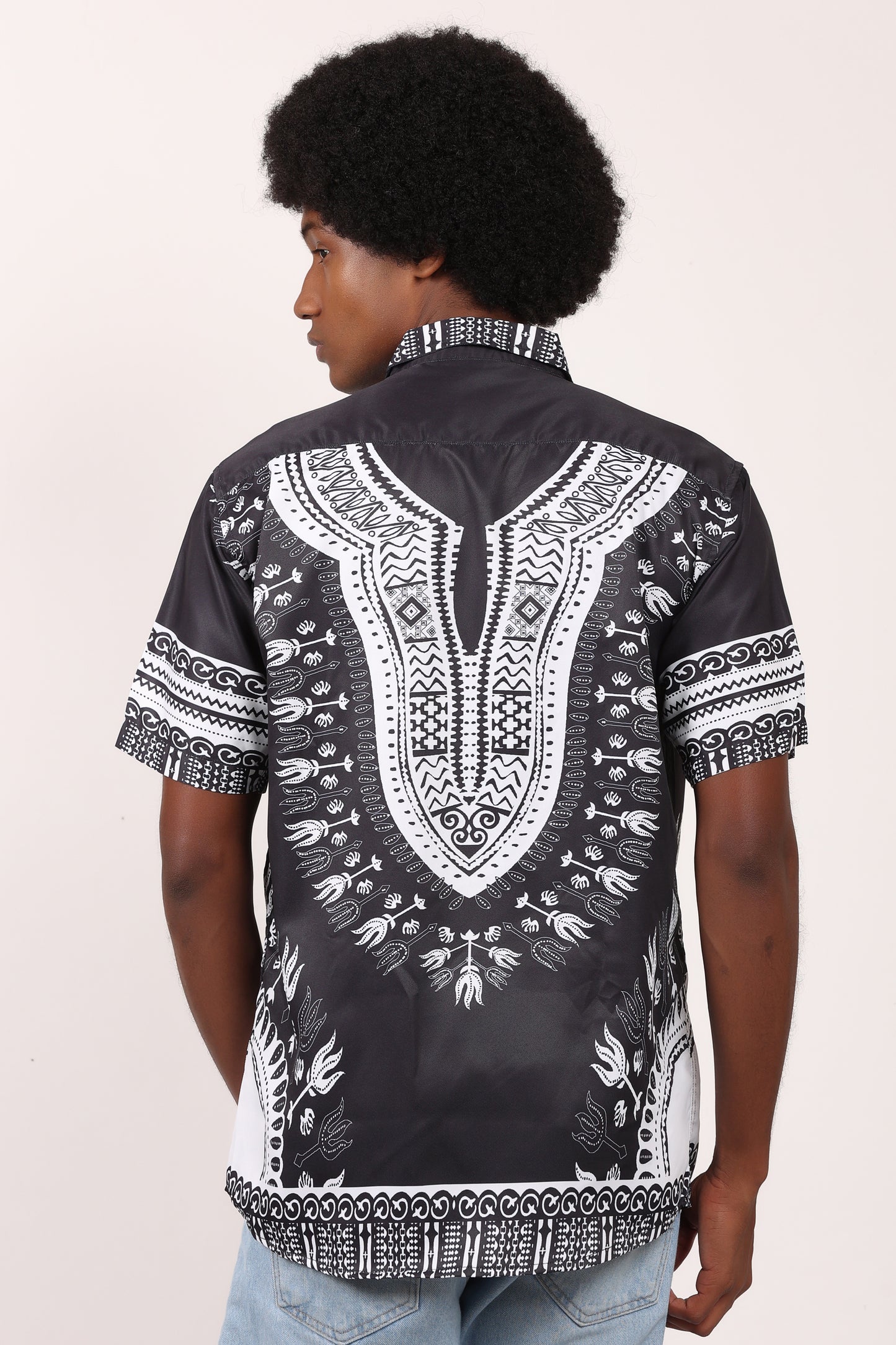 Camisa de Hombre Afrocaribeño Negro de Botones HS402