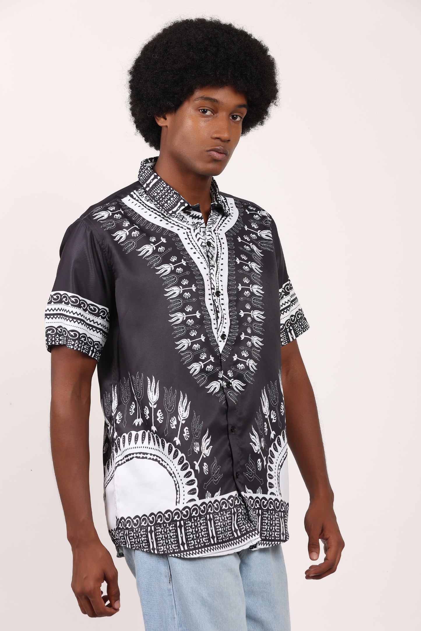 Camisa de Hombre Afrocaribeño Negro de Botones HS402