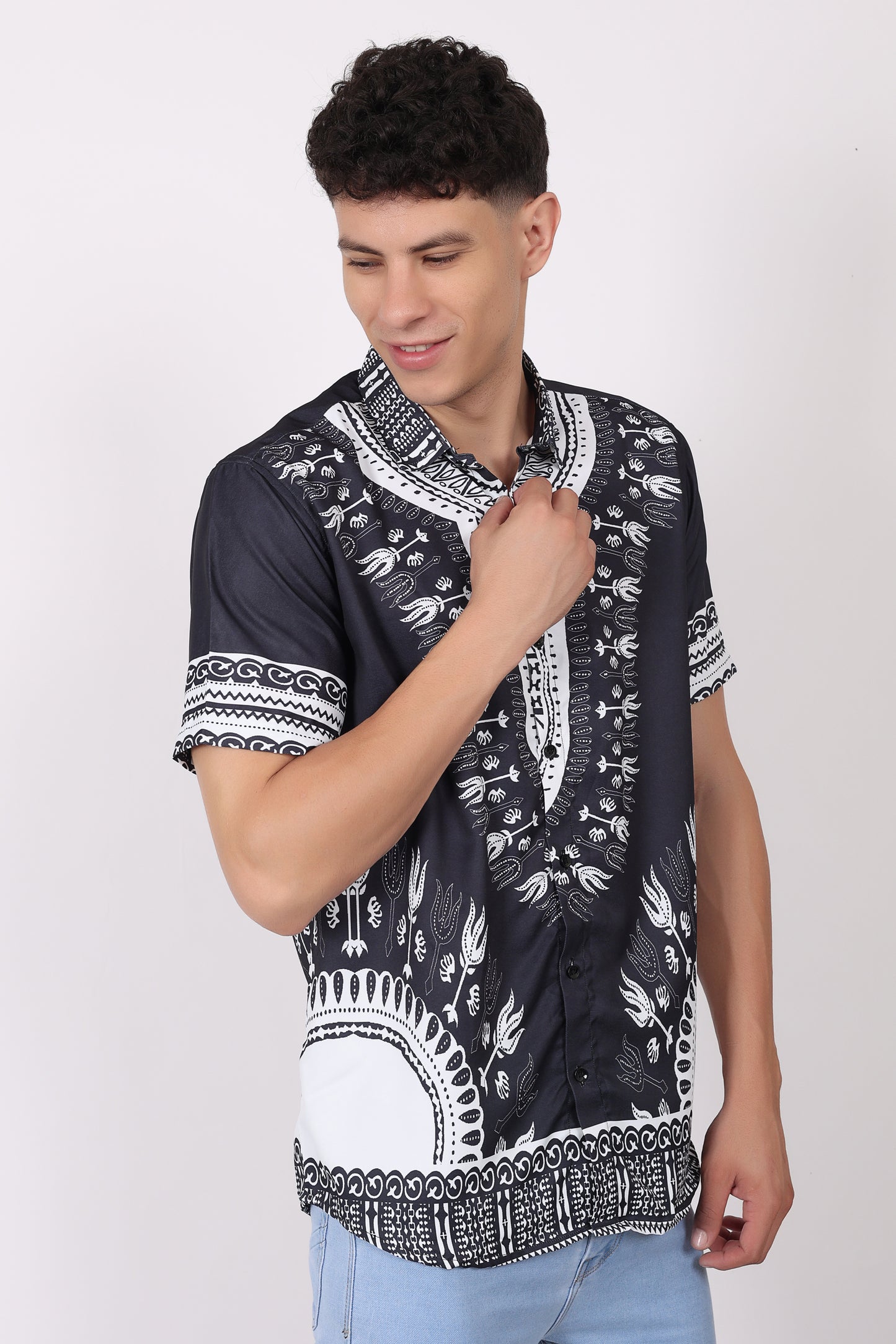 Camisa de Hombre Afrocaribeño Negro de Botones HS402