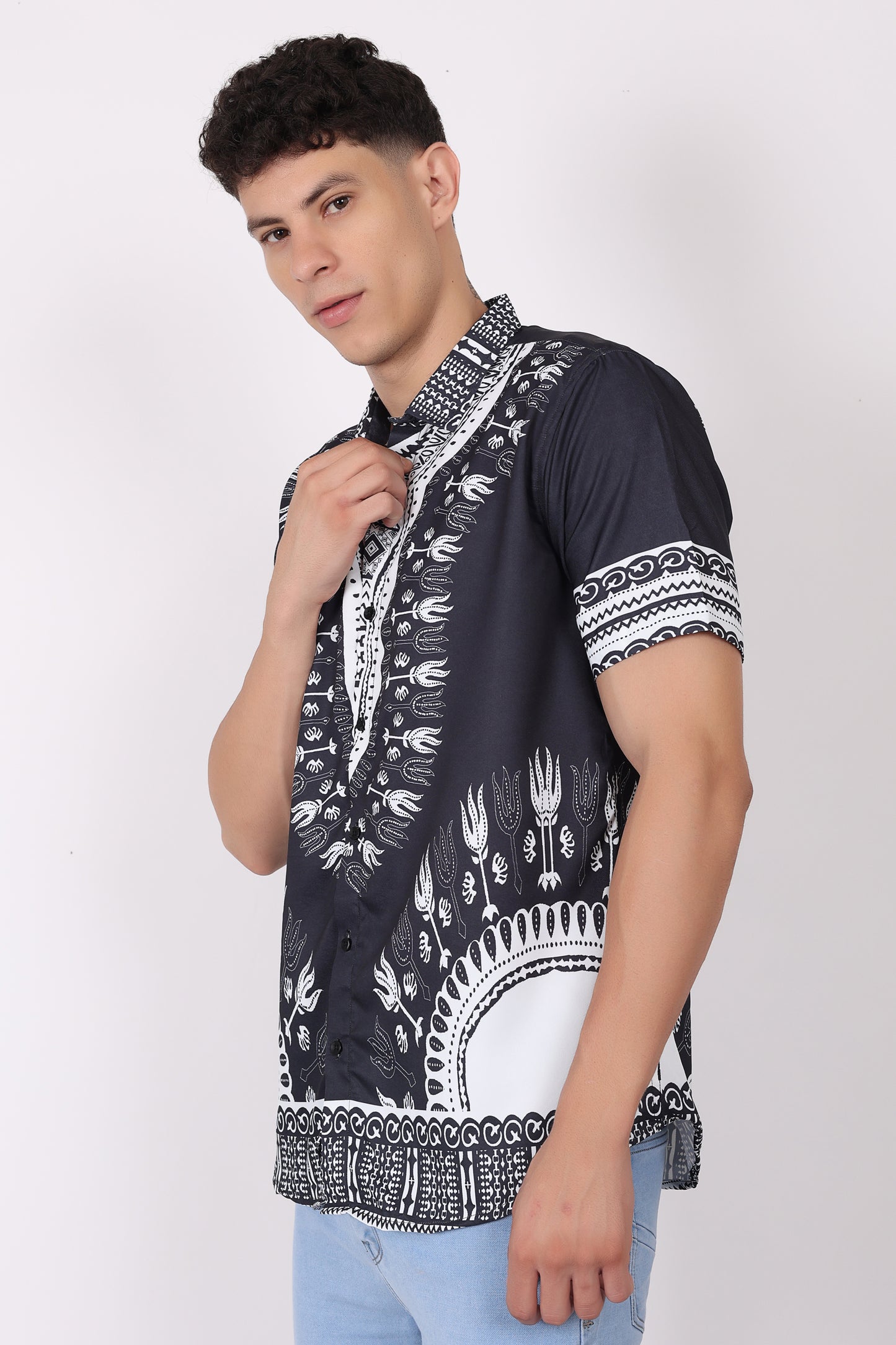 Camisa de Hombre Afrocaribeño Negro de Botones HS402
