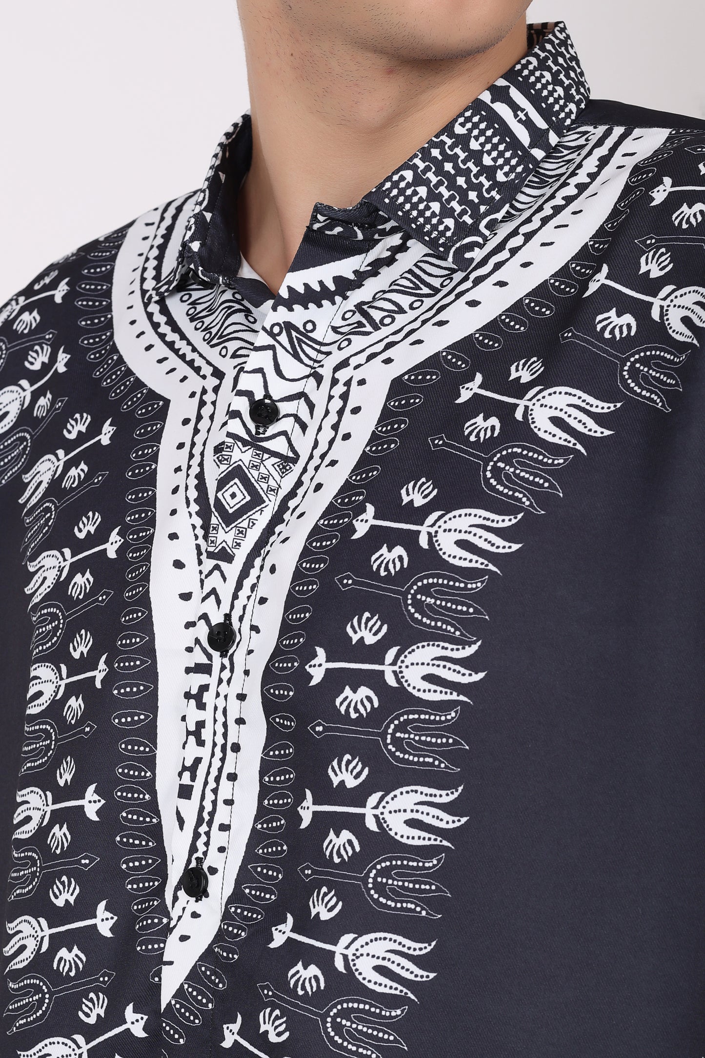 Camisa de Hombre Afrocaribeño Negro de Botones HS402
