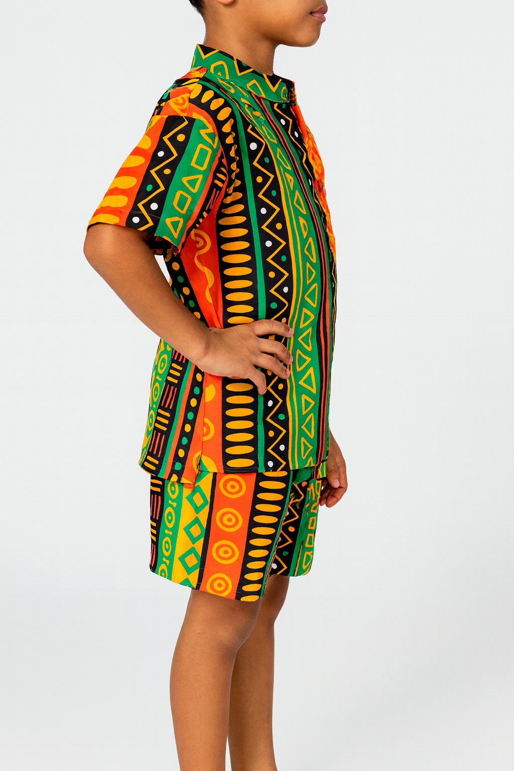 Traje de Niño Afrocaribeño Combo Camisa + Short + Kufi Combinado de regalía. Conjunto Afrodescendiente