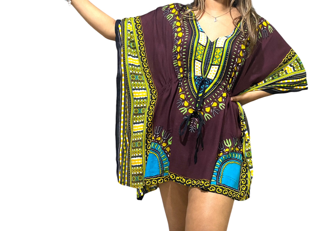 Vestido Corto de Dama con Estampado Café afrocaribeños