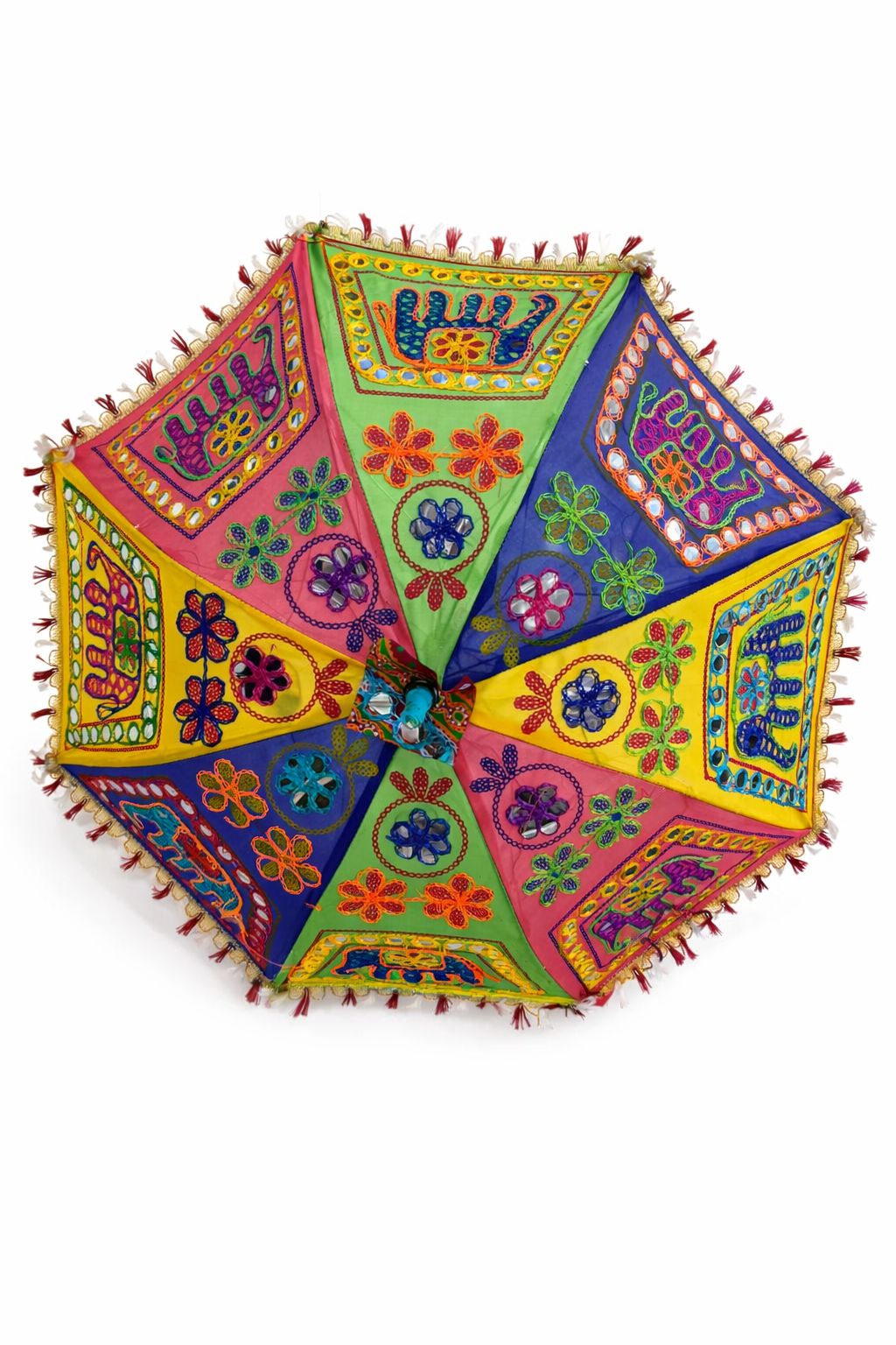 Sombrilla india bordada a mano