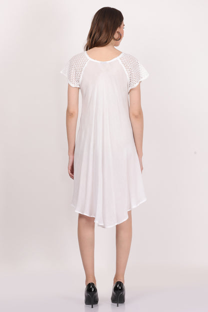 Bata Blanca de Dama Con Mangas