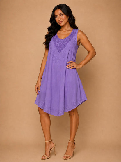 Vestido Bianca Morado con Bordado Sutil