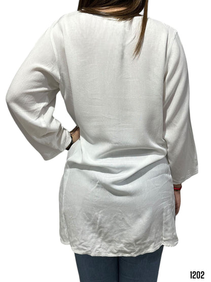 Blusa Blanca de Dama Mangas Largas