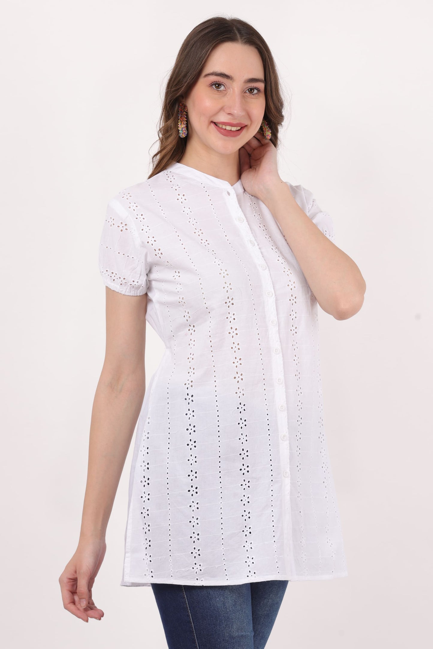 Blusa Blanca Unicolor Dama Mangas Cortas Con Encajes