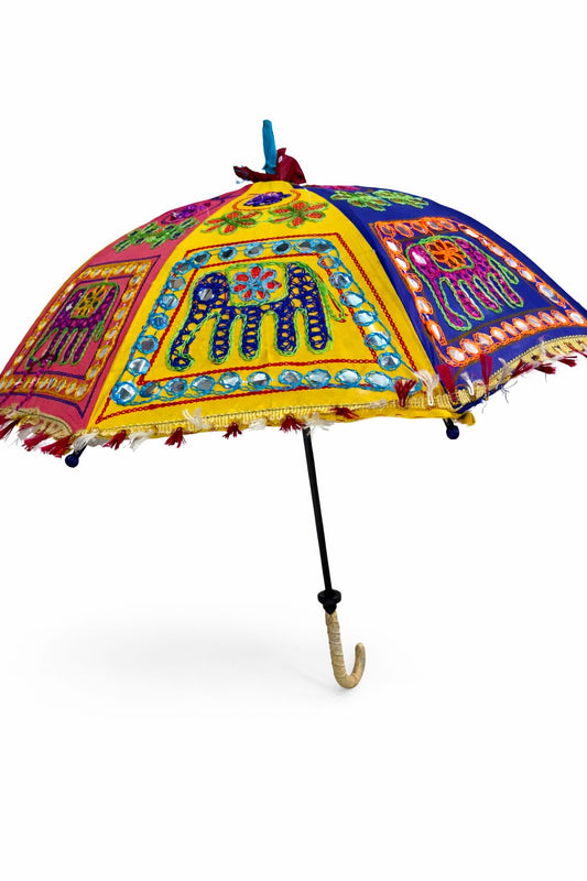 Sombrilla india bordada a mano