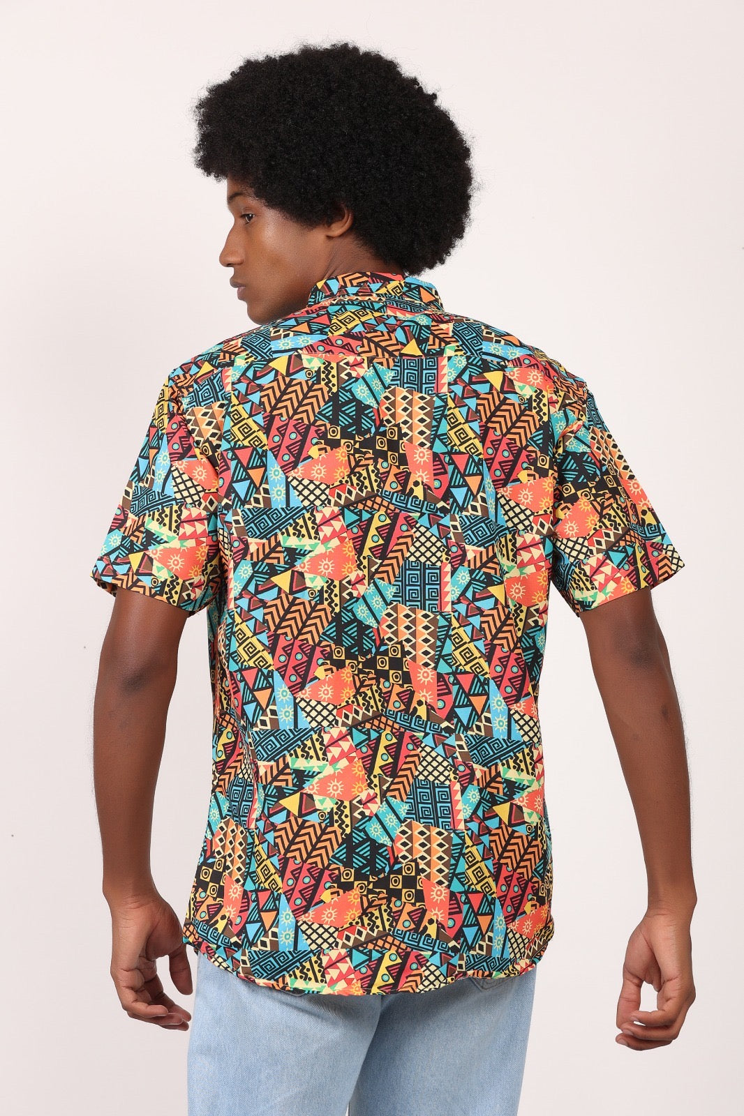 Camisa de Hombre Afrocaribeño de Botones