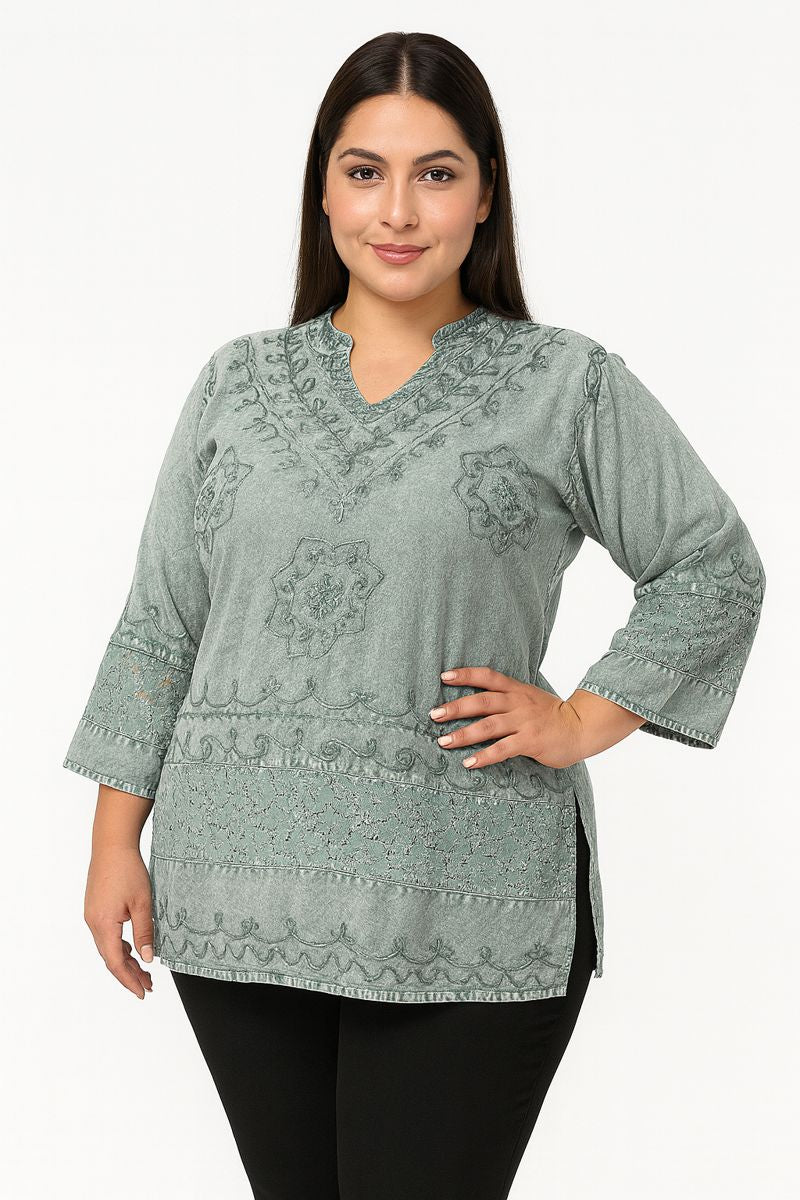 Blusa Gris con Bordado Y Encaje | Unitalla