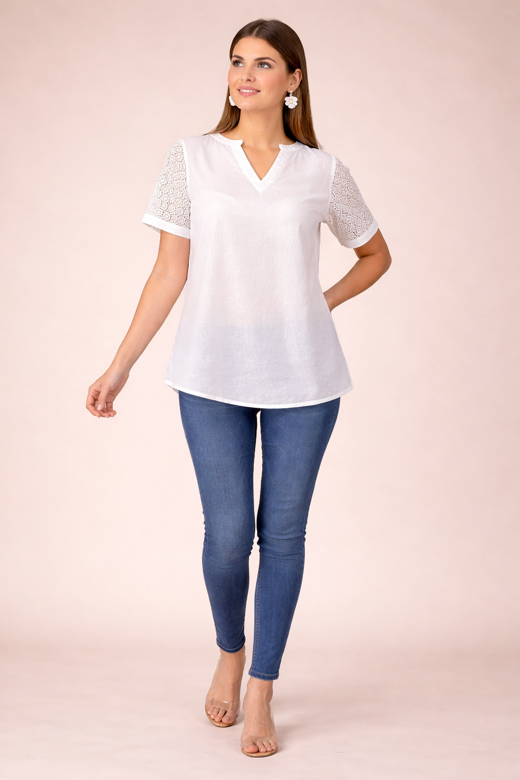 Blusa Blanca Manga Corta Bordada