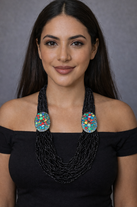 Collar Elegante Negro