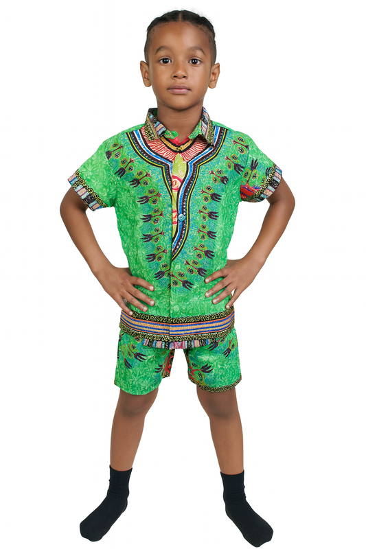 Traje de Niño Afrocaribeño Verde + Short + Kufi Combinado de regalía. Conjunto Combo Verde Afrodescendiente