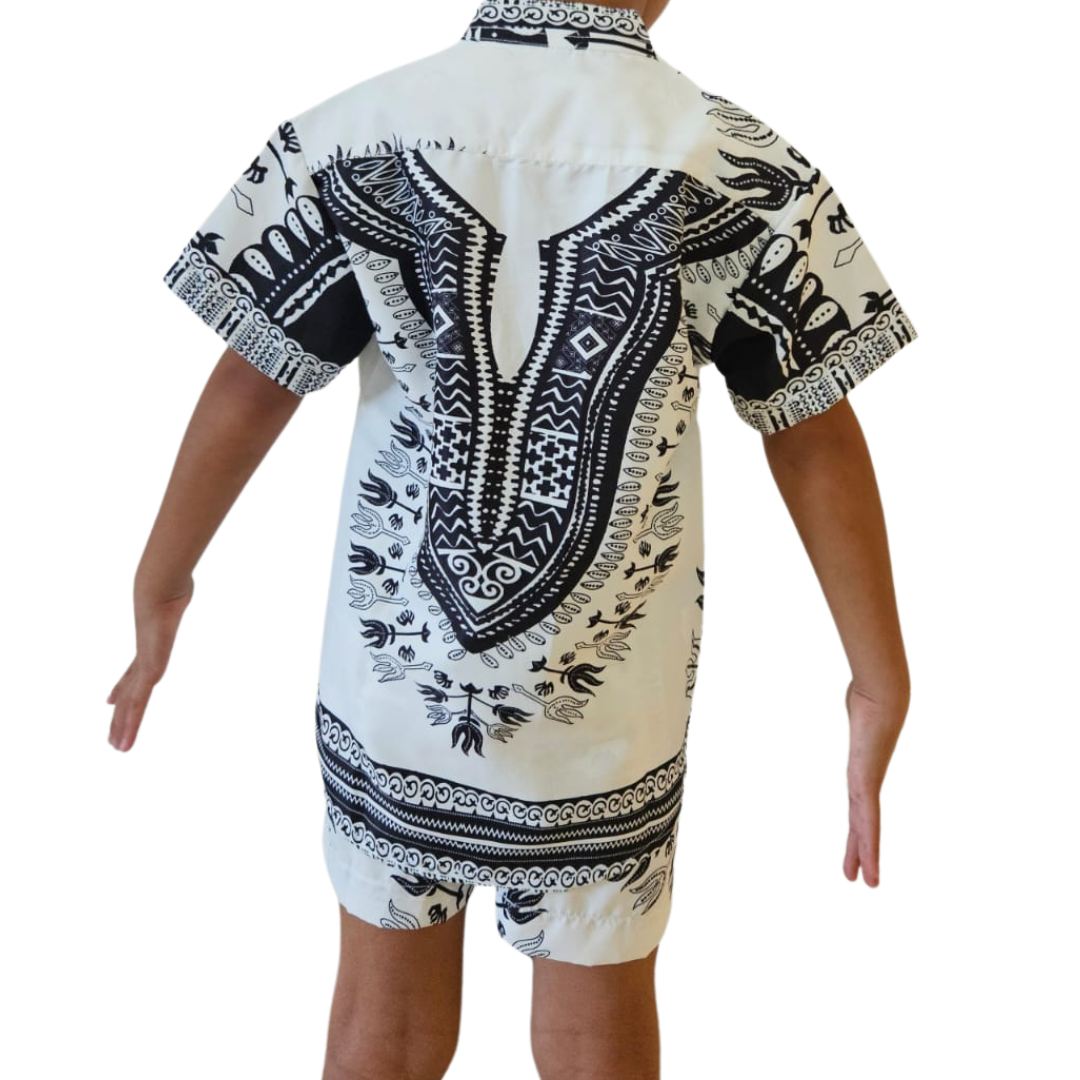Oferta Combo Camisa Afrodescendiente de Niño y Short Estampado Blanco