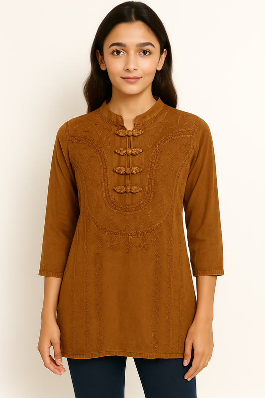 Blusa Bordada Café Manga 3/4