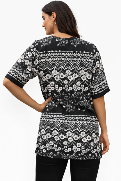 Blusa Negra Estampado Floral