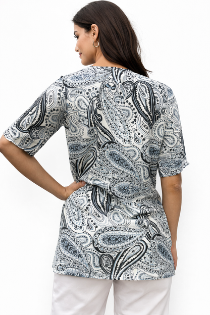 Blusa Gris Estampado Moderno
