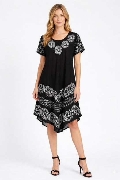 Vestido Aditi Negro con Estampado Blanco