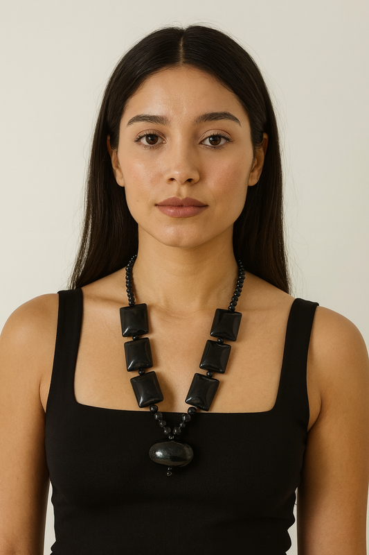 Collar Artesanal de Piedras