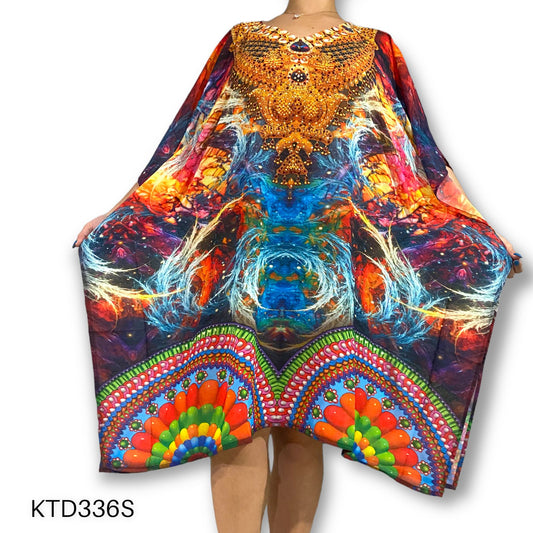 Vestido de Dama con Estampado Digital y Piedras Brillantes